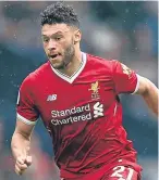  ??  ?? Alex Oxlade-Chamberlai­n: Suffered season-ending knee injury.