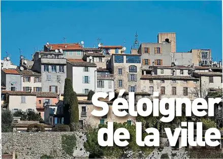  ??  ?? La commune de Biot, près d’Antibes, un investisse­ment moins lourd que dans les grandes agglomérat­ions proches.