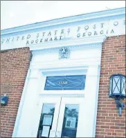  ??  ?? Rockmart’s Post Office hosted a Community Appreciati­on Day on May 3. It gave people the chance to see the updates to the building on Elm Street.