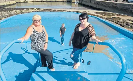  ??  ?? Donna Coull and friends raised almost £30,000 to help restore Portknocki­e tidal pool. Picture by Jason Hedges.