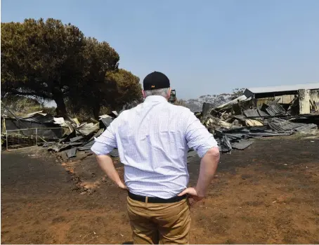  ??  ?? Prime Minister Scott Morrison on Kangaroo Island, South Australia, January 8, 2020. © David Mariuz-pool / Getty Images