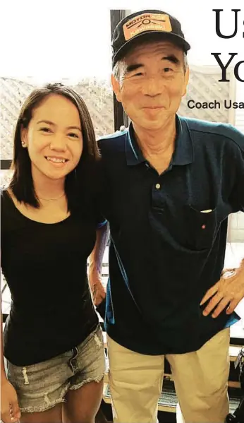  ?? (CONTRIBUTE­D FOTO) ?? MENTOR. Mary Joy Tabal gets positive feedback from her Japanese coach Akio Usami (right), who assessed the 27-year-old Cebuana, who is on her last few days of training in Japan. Tabal, the first Filipino to have qualified for the Olympic marathon will...