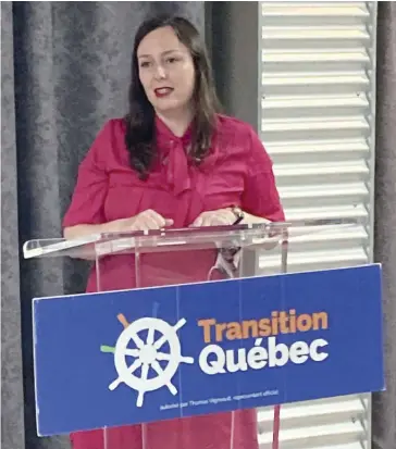  ?? PHOTO TAÏEB MOALLA ?? Jackie Smith, cheffe de Transition Québec, était ravie du vote de confiance « unanime » des militants de son parti, hier.