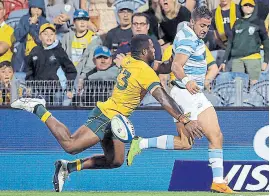  ?? Afp ?? A Cordero se le va la pelota: era try en el último minuto