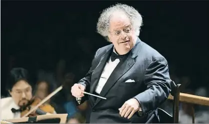  ?? MICHAEL DWYER / AP ?? James Levine (74) ha ocupado la dirección musical de la Metropolit­an Opera durante 40 años