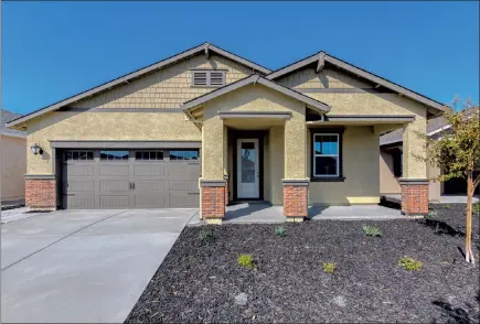  ??  ?? The Cooley plan is a stunning single-story home at Summit at Liberty, a premier 55-plus community in Rio Vista.