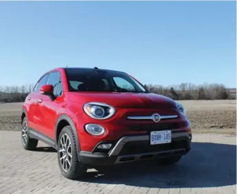  ?? MARK RICHARDSON PHOTOS ?? The 2016 Fiat 500X is a model with just enough style to look distinctiv­e, without going over the top.