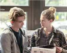  ??  ?? Austin Abrams, (left), and Lili Reinhart in “Chemical Hearts.