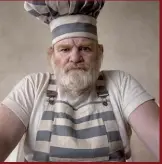  ??  ?? Bei diesem Blick muss man fürchten, dass Knuckles (Brendan Gleeson) den Kochlöffel schwingt