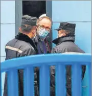  ?? REUTERS ?? Peter Ben Embarek, a member of the WHO’s probe team, visits the Huanan seafood market in Wuhan, China on Sunday.