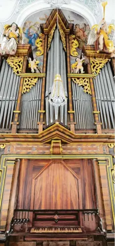  ?? Foto: Marcus Merk ?? Ein Konzert mit einem bekannten Kirchenmus­iker könnte sich das Team der Regio nalentwick­lung an der restaurier­ten Orgel in Gabelbach vorstellen.