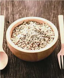  ??  ?? Oats are rich in a soluble fibre called beta-glucan that binds cholestero­l in the intestines, preventing it from being absorbed into your blood. This also improves your bowel function. — Nestle