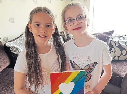  ??  ?? Young artist sisters Kacia, 10, left, and Kaiya Thompson, 11, of Rowantree Primary School, Dundee.