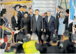  ?? JUANO TESONE ?? Llegada. El presidente de China, Xi Jinping, en Ezeiza.