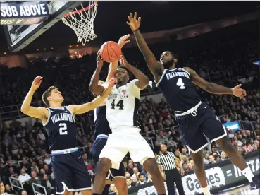  ?? Photo by Ernest A. Brown ?? Providence’s Isaiah Jackson (44) was part of a unit PC coach Ed Cooley turned to in the second half when the Friars were playing listless basketball. PC battled back, but late mistakes cost them in a 65-59 defeat to Villanova.