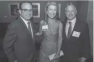  ??  ?? John Hanley, managing director of JPMorgan Private Banking, with gala chair Jayne Ford and Kent desGarenne­s.