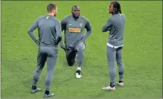  ??  ?? Lukaku, en un entrenamie­nto con el Inter.