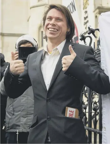  ?? PICTURE: KIRSTY O’CONNOR/PA ?? 0 Lauri Love outside the High Court in London after the verdict