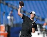  ?? NICK WASS – THE ASSOCIATED PRESS ?? Jacksonvil­le Jaguars quarterbac­k Nick Foles works out prior to a preseason game last week against Baltimore. Foles will reportedly be out of the lineup this week when his old Eagles team pays a visit Thursday.