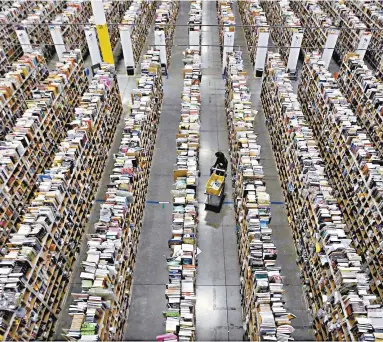  ??  ?? Amazon abrió su primera librería física en Seattle el otoño pasado.
