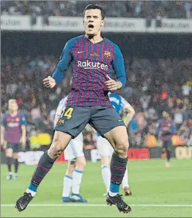  ?? FOTO: PERE PUNTÍ ?? Coutinho, celebrando el gol a la Real Ha destacado con sus chuts de lejos