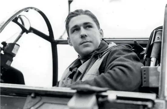  ?? ?? Guy Pease in the cockpit of a North American Mustang I of No.268 Squadron RAF in late April 1943.