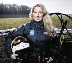  ??  ?? EPIC: Sacha Dench flew from the Arctic to the UK in amotorised paraglider