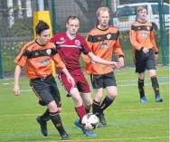  ??  ?? DUSC (tangerine) beat Dryburgh in an U/19 DDYFA President’s League match at Craigie 3G.