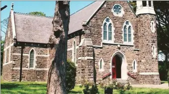  ?? ABOVE: The Church of the Immaculate Conception, Knightstow­n. BELOW: Church of Saints Derarca and Teresa of Chapeltown. ??