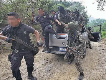  ??  ?? Aumento. La Asamblea Legislativ­a emitió un recomendab­le al Ministerio de Hacienda, y casi de inmediato respondió que recibió instruccio­nes del presidente de la república para que atendiera la demanda.