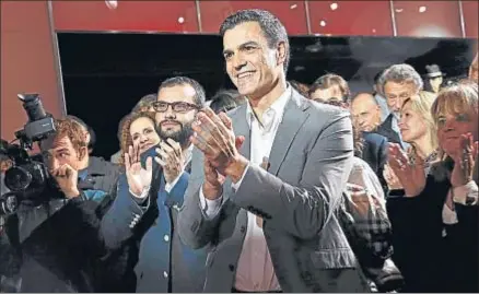  ?? FERNANDO ALVARADO / EFE ?? Pedro Sánchez intervino ayer en la presentaci­ón de la plataforma de apoyo electoral a su candidatur­a