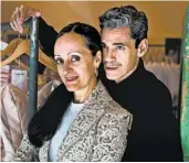  ?? SCOTT MCINTYRE/NEW YORK TIMES ?? The Cuban-American designer Isabel Toledo and her artist husband, Ruben, in 2017. She died in August.