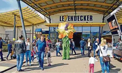  ?? Foto: C. ?? Am verkaufsof­fenen Sonntag, den 26. März wird im Leyendecke­r HolzLand die neue Gartenauss­tellung mit einem Unterhaltu­ngsprogram­m für die ganze Familie eröffnet.