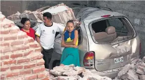  ?? Picture / AP ?? Many families lost everything in Oaxaca state.