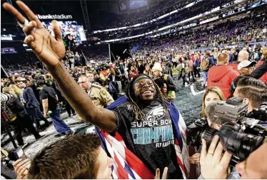  ?? FRANK FRANKLIN II / ASSOCIATED PRESS ?? Running back Jay Ajayi, who ran for 57 yards in the Super Bowl, said in an Instagram post afterward that critics tried to “throw dirt” on his name in explaining why the Dolphins traded him to the Eagles at midseason.