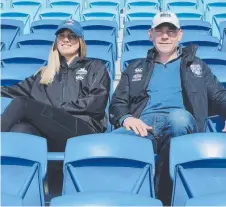  ?? Picture: MATHEW FARRELL ?? CHOSEN ONES: Trent Bartlett and Jacqueline Liffiton at Blundstone Arena.