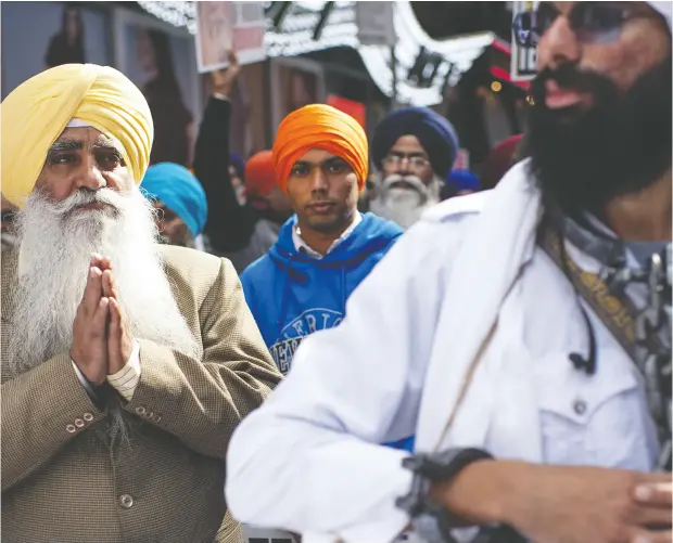  ?? Da rren Ornitz / reuters ?? A group called Sikhs For Justice organized protests such as this one in New York in 2015 to draw attention to Sikh political prisoners. It has now
been discovered some of the group’s Canadian members were targeted in an internatio­nal cybersurve­illance and hacking scheme.