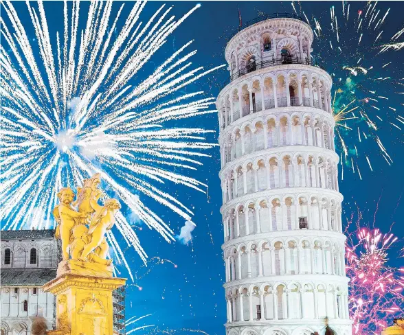  ??  ?? Arriba, celebracio­nes como la que se vive en Pisa, Italia, se repiten en todas las grandes ciudades del mundo.