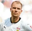  ?? Foto: dpa ?? Holger Badstuber mag keine Mikrofone mehr direkt am Platz haben.