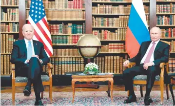  ??  ?? • El presidente estadounid­ense Joe Biden y el presidente ruso Vladimir Putin se reunieron ayer en Ginebra.
