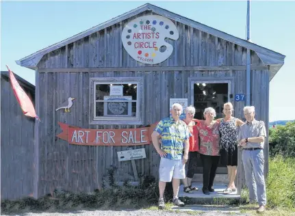  ?? CONTRIBUTE­D PHOTOS ?? Members of The Artist’s Circle co-op are shown outside the Art Shack gallery in Margaretsv­ille, Annapolis County. From left, Dan Bertrand, Aprille Janes, Ann Olscamp, Nicole Ruuska and Steve Coffin.