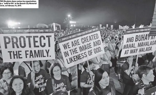  ??  ?? ThiS file photo shows various lay organizati­ons in a “walk for life” at the Quezon City Memorial Circle, on February 16, 2019.