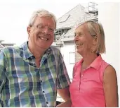  ?? BURGHARDT FOTO: ?? Dr. Ulrich und Nicole Waltking (beide 74) sind seit 50 Jahren verheirate­t, Langenfeld und Senlis haben sich ein Jahr später verbandelt.