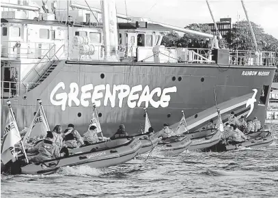  ?? FOTO REUTERS ?? Rainbow Warrior III. Jde o první loď z flotily Greenpeace, která byla touto organizací navržena (2011). Postavili ji v Polsku a Německu.