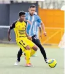  ?? MAYELA LÓPEZ ?? Jarquín (amarillo) jugó con Liberia el torneo anterior.