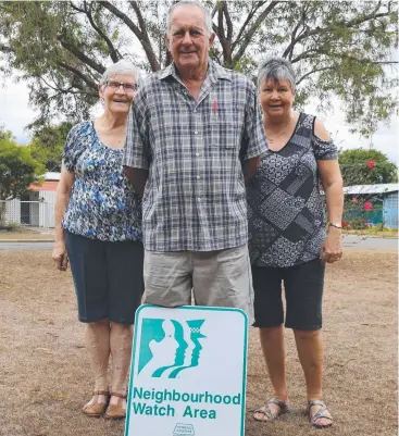  ?? Picture: BRONWYN WHEATCROFT ?? SPEAKING OUT: Mary Elms, Keith and Sue Nelson of Mareeba Neighbourh­ood Watch are fighting to keep Mareeba safe.