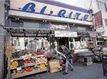  ?? Sarah Rice / Special to The Chronicle 2011 ?? Bi-Rite Market is offering organic turkey with side dishes or an la carte menu for Thanksgivi­ng takeout.