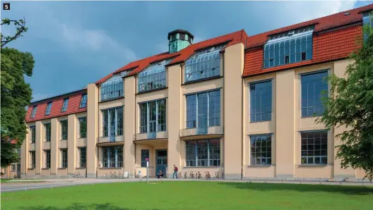  ??  ?? 3. Henry van de Velde’s family house; 4. Bauhaus style factory facade; 5. Bauhaus University – Main Block