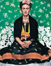  ??  ?? Unique beauty: Frida Kahlo in a 1938 photo by Nickolas Muray