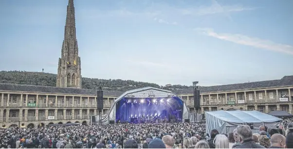  ?? ?? A series of hugely successful gigs brought crowds flocking to the Piece Hall in Halifax last summer. Photos by Cuffe and Taylor/The Piece Hall Trust